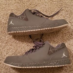 Mens grey Jordan low tops